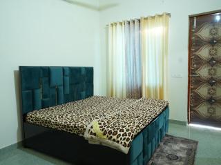 Stunning Luxury 4BHK Villa - 2