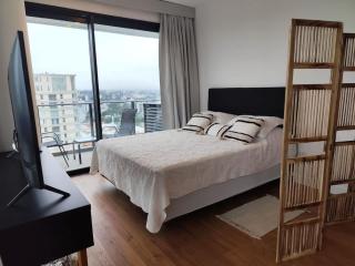 Just 100 meters from Shopping del Sol - 6