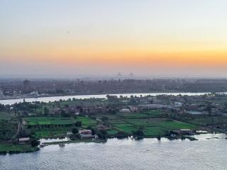 Exclusive 3BR Retreat Nile and Pyramids Views Maadi Prime location - 7