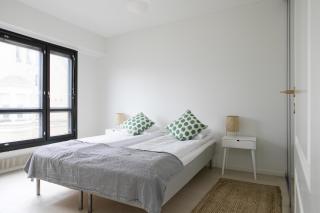 Cozy 60m2 1BR home with Balcony by Central Station - 4