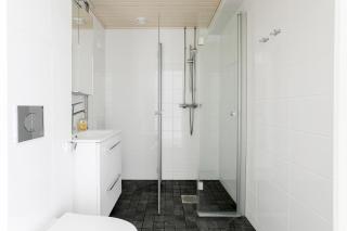 Cozy 60m2 1BR home with Balcony by Central Station - 1