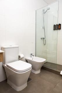 Bright and Stylish 1BR Apt near Shopping del Sol - 3