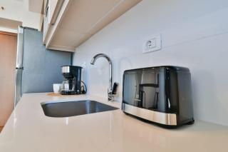 Stylish Retreat Steps from Shopping del Sol - 6