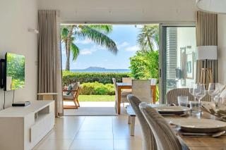 Coral Bay - Garden & Sea View Retreat by the Beach - 8