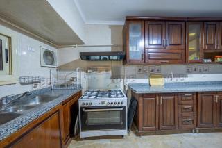 Exclusive 3BR Retreat Nile and Pyramids Views Maadi Prime location - 6