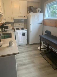 Private Room 200 meters to OttawaU - 4