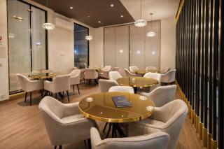 Aurum Signature Premium Apartments Gulberg Lahore - Pool, Gym & Cinema - 7