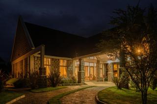 WOODSY Resort - Nanyuki - 3