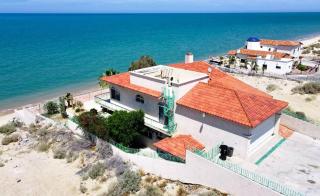 Huge luxury on the beach - 8