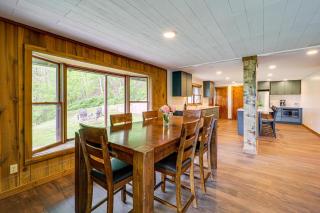 Hot Tub Relaxation: Mountaintop Gem in Burnsville! - 3