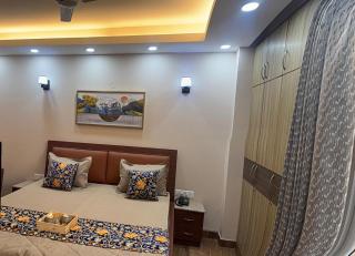SUKHVAN RESIDENCY Golf Course Road - 6