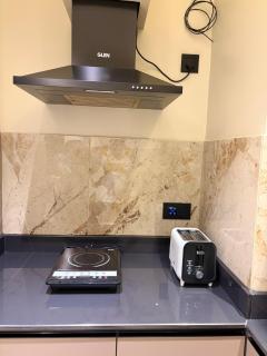 Private Luxurious & Cozy Studio by Aura Stays - 4
