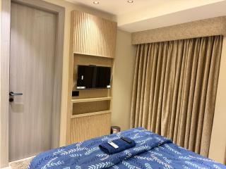 Private Luxurious & Cozy Studio by Aura Stays - 3
