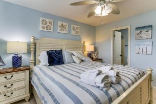 Beach & Pool Access: Hilton Head Resort Condo - 1