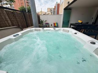 Terrace Private Jacuzzi - City Centre - 6