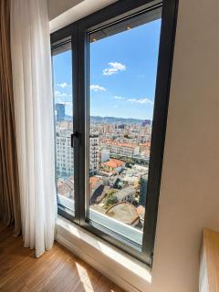 SkyView Luxury Apartment 12th Floor Panorama, City Center - 2