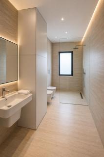 SkyView Luxury Apartment 12th Floor Panorama, City Center - 1