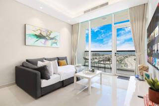 FIRST CLASS 1BR Sea View Paradise Scenic Views - 2