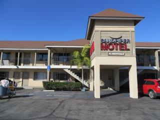 Sandpiper Motel - Costa Mesa - 0