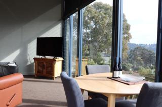 Stunning Vineyard and River Views - 6