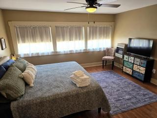 Centrally Located Apartment #3 - Downtown Little Rock - 4