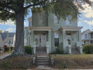 Centrally Located Apartment #3 - Downtown Little Rock - 1