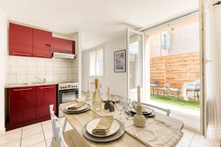 Cocon lumineux au centre de Tarbes, terrasse privée au soleil, confort tout inclus - 2