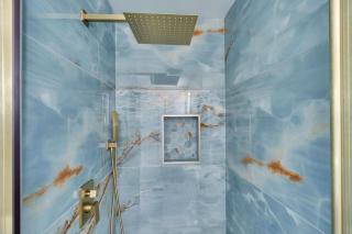 Penthouse Suite Steps to the Beach Jersey Shore Stay - 2