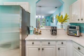 Luxury 1st-Floor Barefoot Resort Condo! - 1