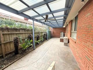 Private Room Home Feels Bentleigh 1 min to train - 5