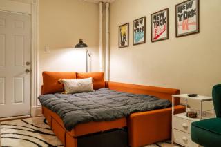 Modern Comfort Minutes from NYC, Free Parking - 6