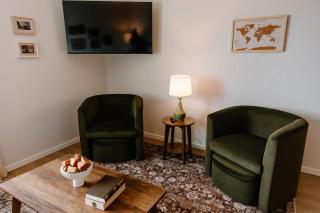 Large 1BR Loft in La Crete - Full Kitchen - 4