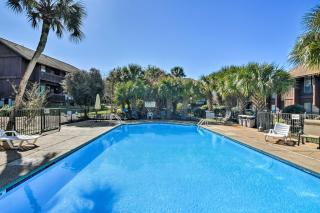 Golf Course Views! Couple's Retreat in Diamondhead - 8