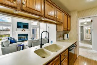 Lakefront Home w/ Deck & Dock in Oscoda Twp! - Lincoln Junction - 3