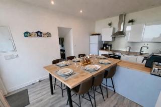 Maison en Pierre avec magnifique vue mer - 8