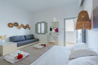 Perissa Libero Suites- Adults Only - 3