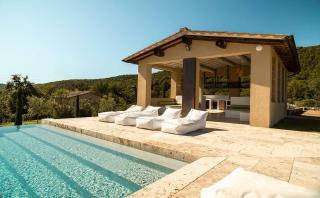 Perugia Pool Villa by Villaflair - 7