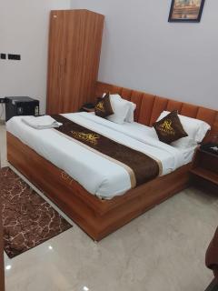 Hotel Hanumat Plaza - 4