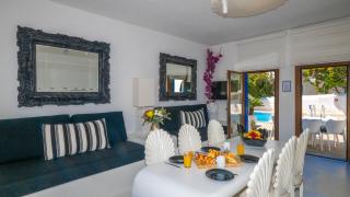 Mykonos Pearl House with Pool In the Heart of Town - 3