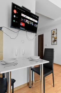 Apartment 1BDR - 1
