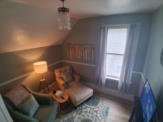 Stay at Red Door Bed and Breakfast - 4