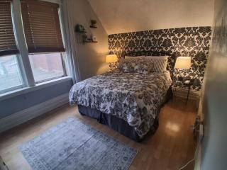 Stay at Red Door Bed and Breakfast - 9
