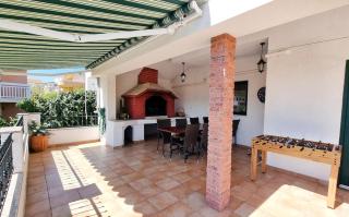 Holiday Villa With Pool & Jacuzzi - 5