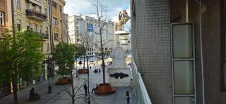 Ira's Square 2 Bedroom Free Parking - 8