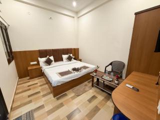 Hotel ragav in - 1
