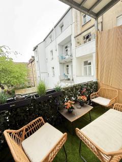 3-BR Apartment in Central Gelsenkirchen - 6