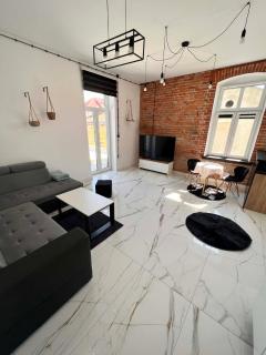 Dworskiego 74, Apartament 6 - 0