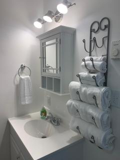 Riverfront Studios Inn - 6