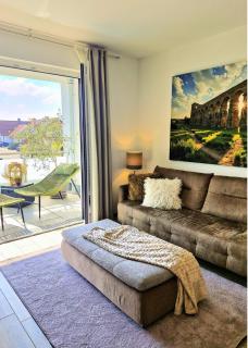 Stilvolles Apartment mit Balkon, Parkplatz & ruhiger Lage - 0