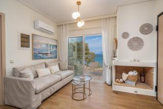 Aura Seaside Apartment - 7